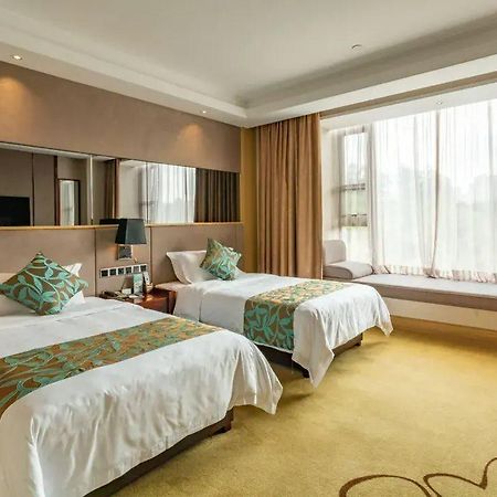 Zhongshan Panshan Hotel Екстериор снимка